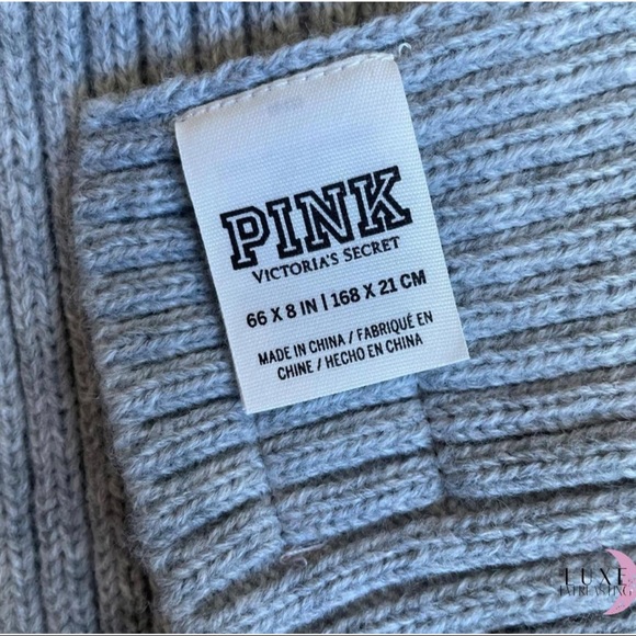PINK Victoria’s Secret Gray Scarf - Picture 4 of 4